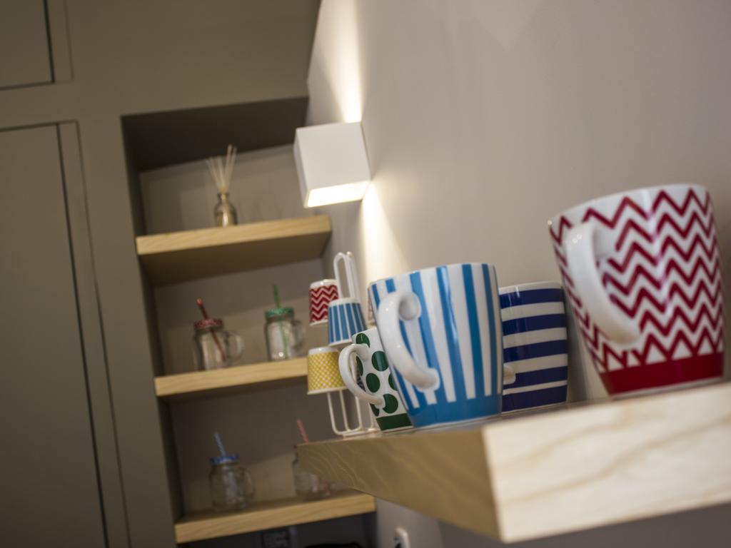 La Banchina Holiday Rooms Трани Экстерьер фото