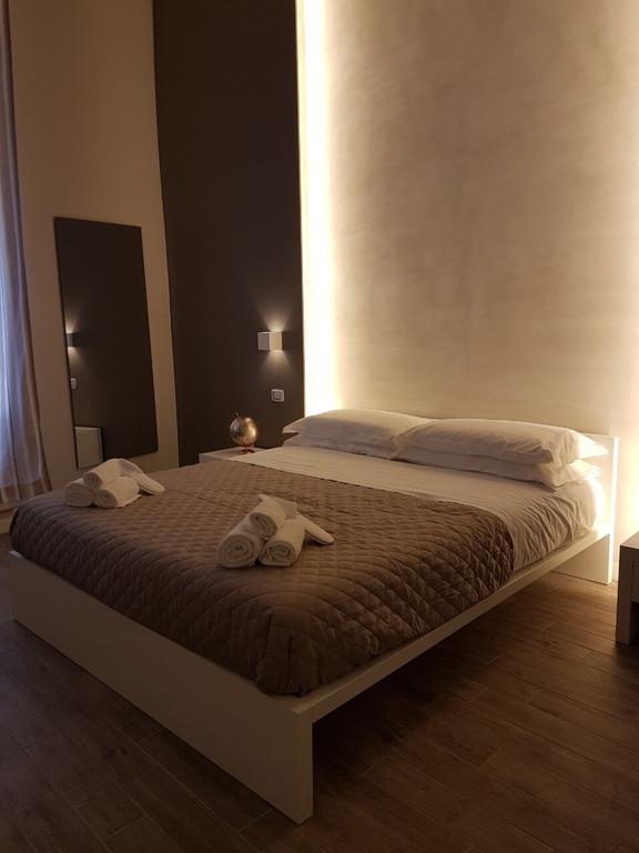La Banchina Holiday Rooms Трани Экстерьер фото