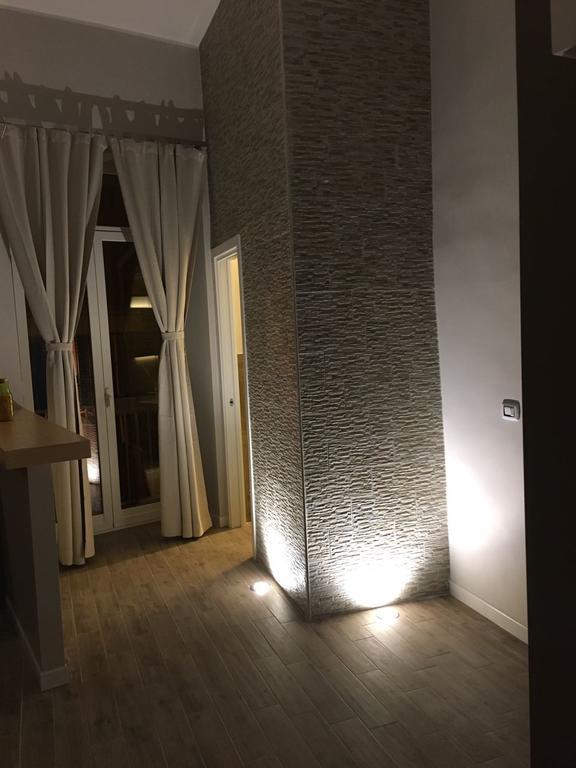 La Banchina Holiday Rooms Трани Экстерьер фото