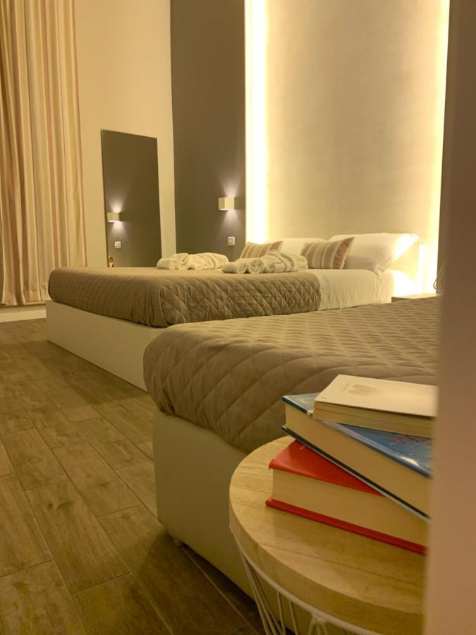 La Banchina Holiday Rooms Трани Экстерьер фото